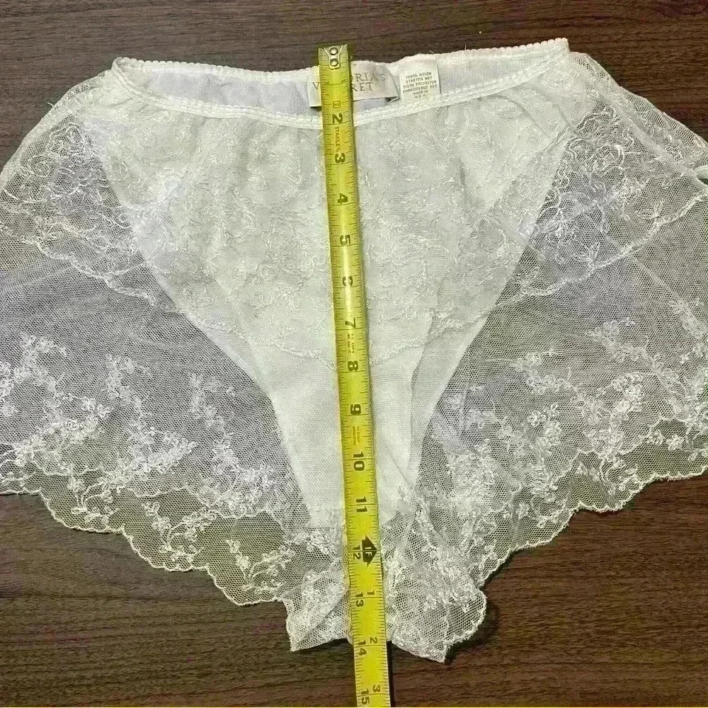 NWT Vintage Victorias Secret 1980s Gold Label Lace Bra Bralette Panties Set Sz M